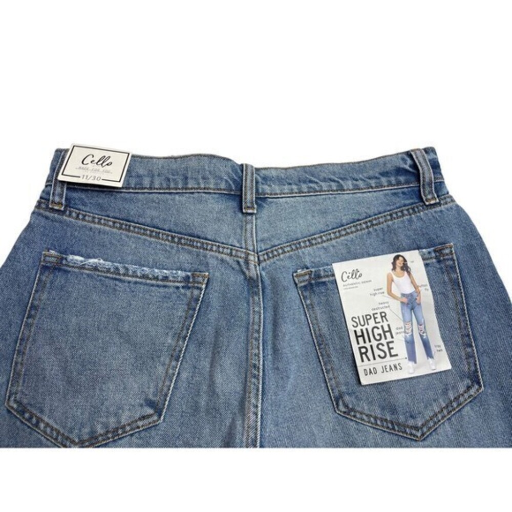 NWT Cello Jeans Womens Sz 11/30‎ Super  High Rise Distressed Dad Destroyed Jeans - Picture 10 of 11